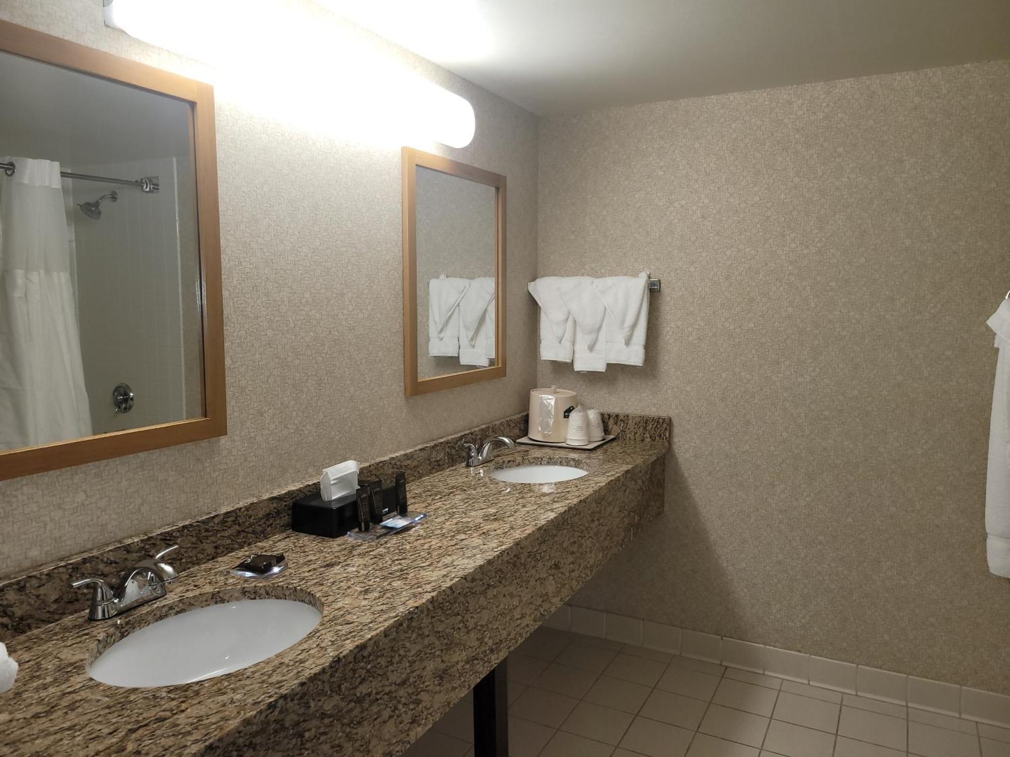 Wingate By Wyndham Lima Hotel Bilik gambar
